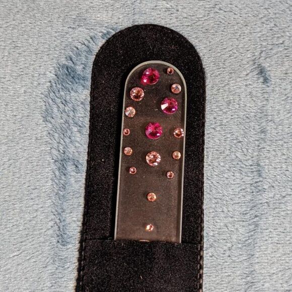 🆕7.5" Clear Czech Crystal Nail File W/BEAUTIFUL LIGHT & DARK PINK SWAROVSKI CR… - Picture 3 of 6